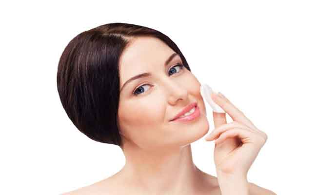 النتف يؤذي هذه الأجزاء من بشرتك! فاعتمدي وسائل أخرى لإزالة الشعر الزائد…