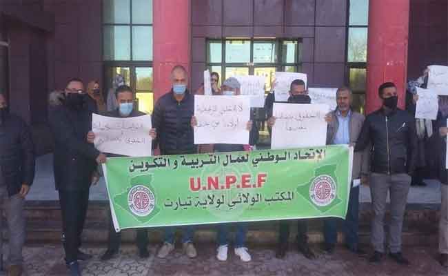 الاكتظاظ يدفع  أساتذة ثانوية بلهواري بتيارات للتوقف عن العمل