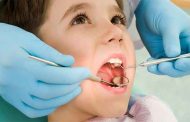 متى يجب ان يخضع طفلكِ لفحص الاسنان عند الطبيب؟...
