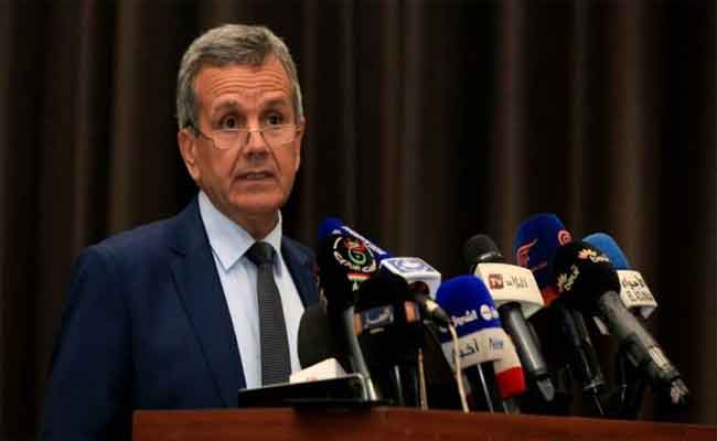 بن بوزيد : “عندما يكون لقاح فيروس كورونا متوفرا سنستورده بشرط أن يكون مضمون الفعالية”