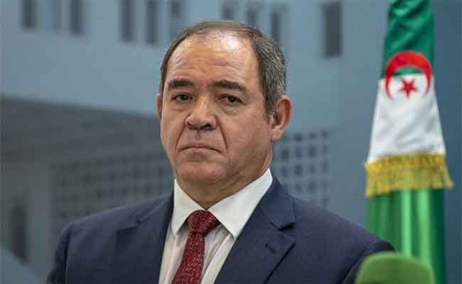 بوقدوم يجري مكالمة هاتفية مع الامين العام للاتحاد من اجل المتوسط