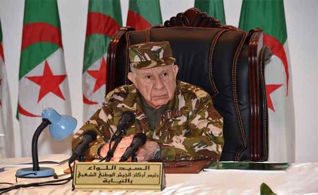 شنڨريحة يؤكد أنه يجب التفكير جديا في تصدير المنتوجات الصناعية العسكرية