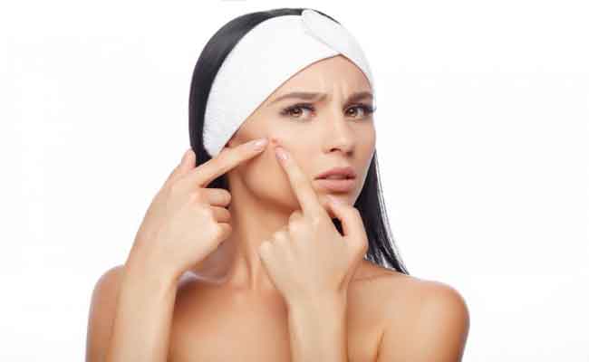 تجنّبي هذه الأخطاء الجمالية التي تسبب ظهور حبّ الشباب على بشرتك…