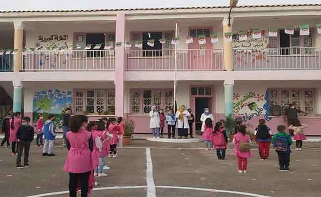 التحاق أزيد من 4 ملايين تلميذ بمقاعد الدراسة في الطورين المتوسط والثانوي غدا الأربعاء
