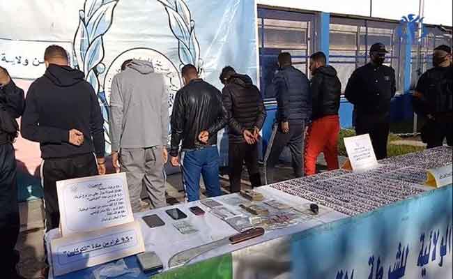 أمن مستغانم يطيح بشبكتين لترويج المخدرات الصلبة والأقراص المهلوسة