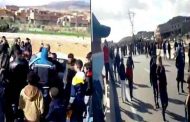 العشرات من المحتجين يغلقون الطريق الوطني بعد مقتل شاب بقصر البخاري بالمدية