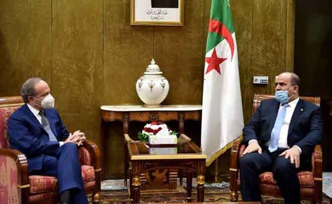 استعراض شنين للعلاقات الثنائية “المتميزة” بين الجزائر و إيطاليا مع السفير الجديد