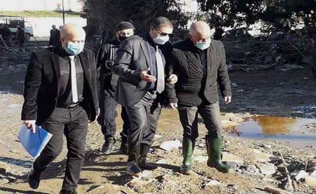 لجنة من وزارة الموارد المائية تحط الرحال بجيجل للوقوف على الأسباب وراء الفيضانات