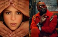 شاكيرا تجذب الأنظار مع فرقة Black Eyed Peas في كليب GIRL LIKE ME...