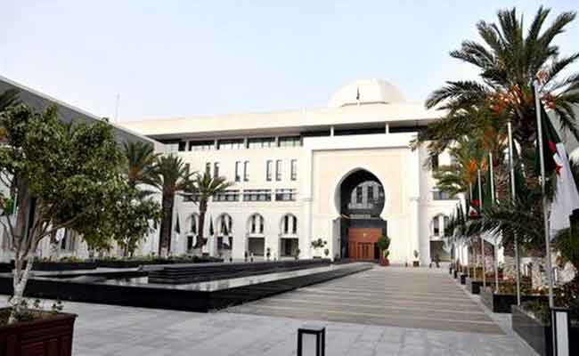 ترحيب جزائري بالإعلان عن تشكيل الحكومة الائتلافية في اليمن