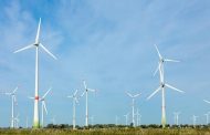 طاقة الرياح تزود بريطانيا بأكثر من نصف حاجتها للكهرباء...