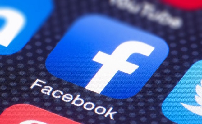 مطالب بانفصال فيسبوك عن انستغرام و واتساب...