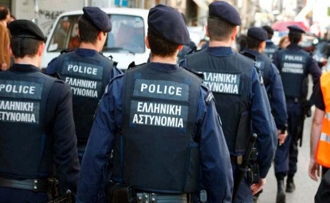 بتهمة التجسس اليونان تحتجز مسؤولا في القنصلية التركية...