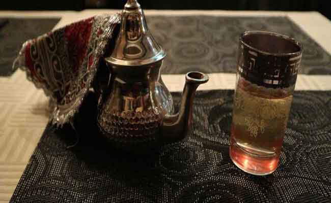 هل الشاي المغربي فعّال فعلاً في حرق الدهون…؟