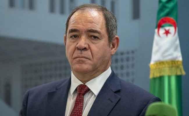 بوقدوم يجري محادثات هاتفية مع نظرائه من الهند وسلطنة عمان وتونس