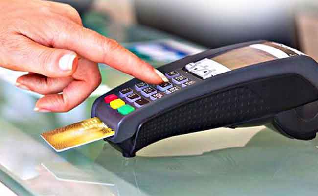 بومزار يؤكد تطور الدفع الإلكتروني بفعل جائحة فيروس كورونا في الجزائر