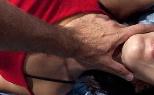 الحكم على مختطفي فتاة يتيمة اغتصبوها و صوروها بـ5 سنوات حبسا نافذا بتبسة