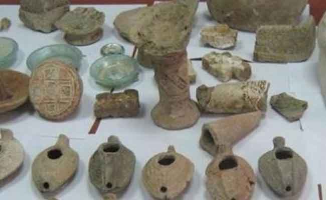 تفكيك شبكة إجرامية تحترف التنقيب و المتاجرة في القطع الأثرية بوهران