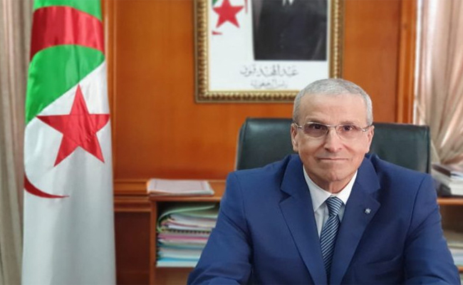 بن زيان يدعو لضرورة ربط الجامعة بمحيطها الاقتصادي والاجتماعي لمضاعفة فرص تشغيلية خريجيها