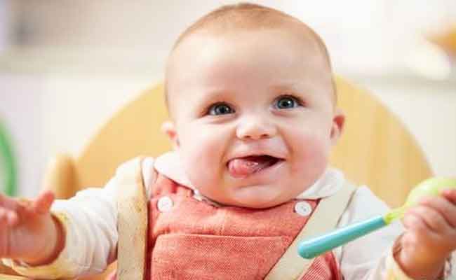 خطوات الفطام التدريجيّ للطفل حفاظاً على نفسيته…