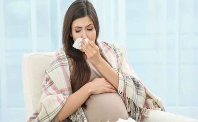 هل تكون مناعة الحامل ضعيفة؟