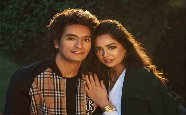 محمد محسن يختار زوجته هبة مجدي بطلة كليبه” أهلا بيك” في عيد العشاق…