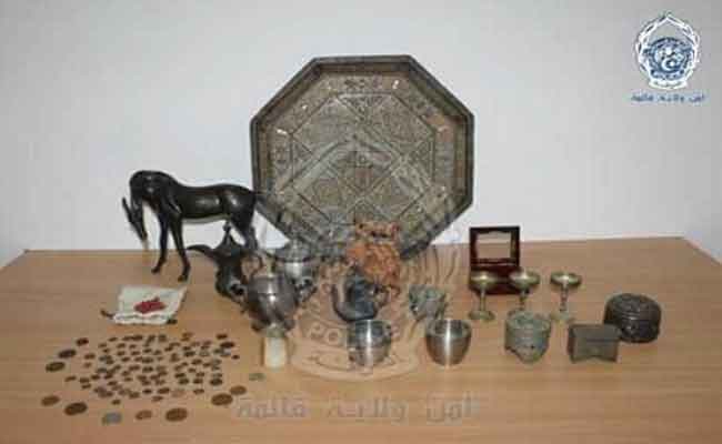 الإطاحة بشبكة إجرامية دولية تحترف التجارة في القطع الأثرية بڤالمة