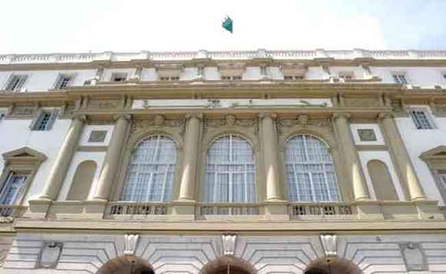 مجلس الأمة يعتبر أن خطاب رئيس الجمهورية أبان عن “صدقية” العلاقة بينه وبين الشعب