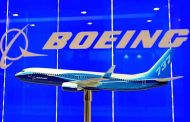 بوينغ توصي بوقف رحلات طائرات 777...