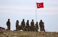 الجيش التركي يقصف مواقع للأكراد