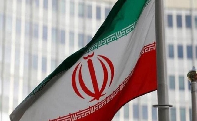 ايران تبني مفاعلين نووين جديدين