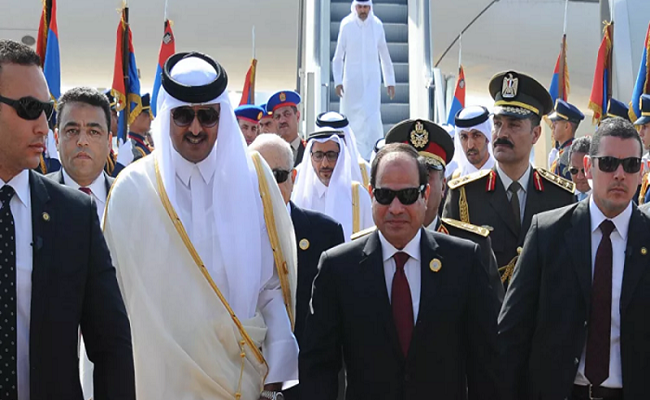 لقاء قطري مصري في الكويت
