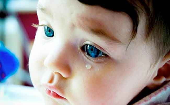 قرحة القرنية تصيب الاطفال ايضاً…فكيف يمكن علاجها؟