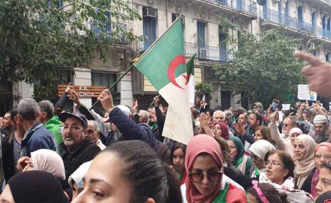 الحراك الطلابي يجدد رفضه للنظام و يطالب بالإفراج عن النشطاء المعتقلين