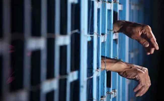 إدانة عشريني يحترف سرقة أقراط التلميذات بـ5 سنوات حبسا نافذا بالمدية