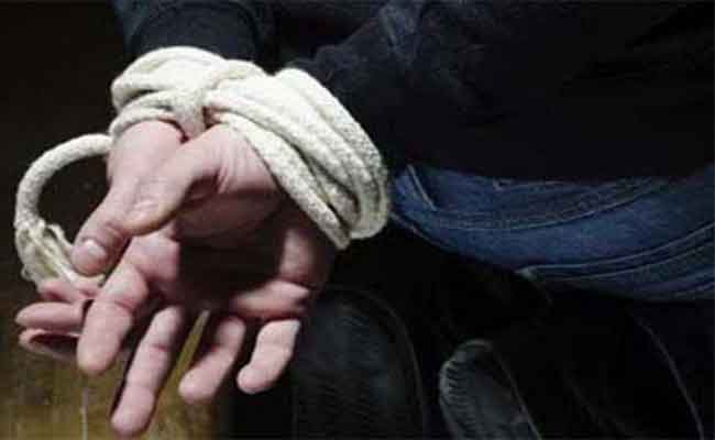 الأمن يطيح بمجرمين اختطفا و احتجزا طفلا بقسنطينة