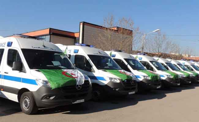 استفادة المؤسسات الصحية بسطيف من 13 سيارة إسعاف