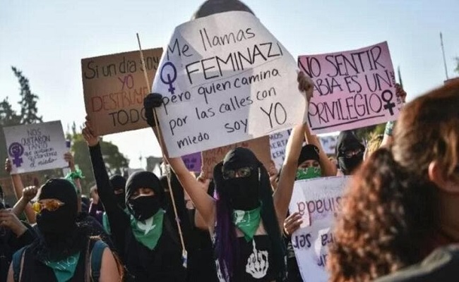 إصابة 19 شخصاً خلال مظاهرات بالمكسيك