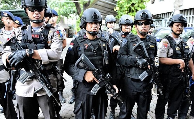 إطلاق نار داخل مقر الشرطة في إندونيسيا
