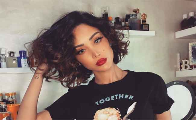 بسمة بوسيل تودع والدها برسالة مبكية ونجوم الوسط الفني يواسونها…