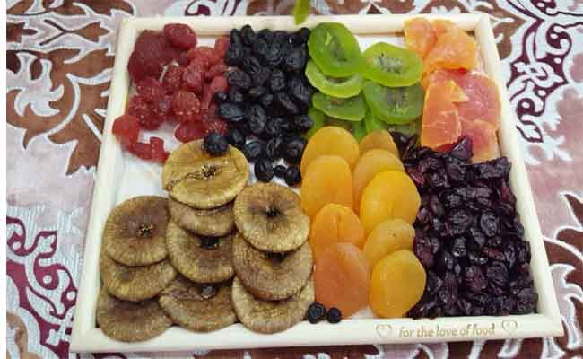 ما هي الفوائد الصحية التي توفرها الفواكه المجففة في رمضان؟