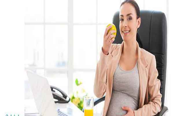 كيف تحافظين على سلامة اسنانكِ وتعتنين بها خلال الحمل؟