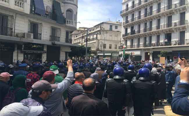 حراك الطلبة : منع المسيرة 114 و توقيف عدد من النشطاء