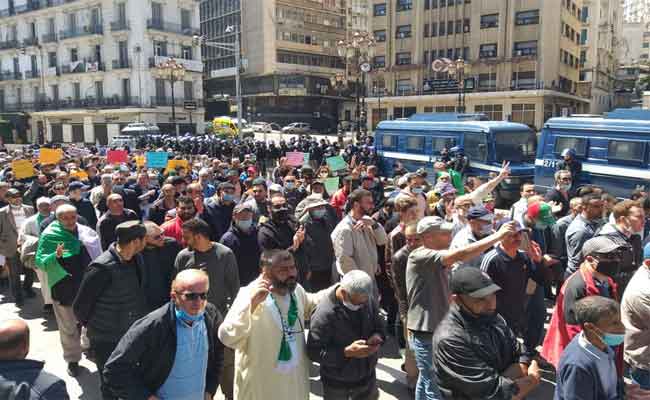 الحراك الشعبي في الجمعة 114 : الصمود و الإصرار على التغيير