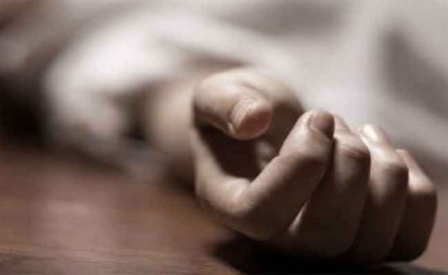 طالبة تنهي حياتها برمي نفسها من الطابق الثالث بإقامة غولي ابراهيم بتيارات