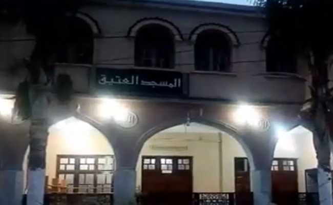 استياء و احتجاج لمصلين بالبليدة