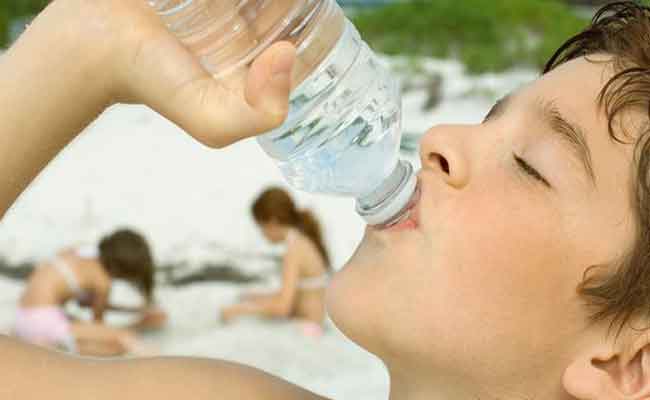 هل المياه الباردة مضرّة للأطفال؟