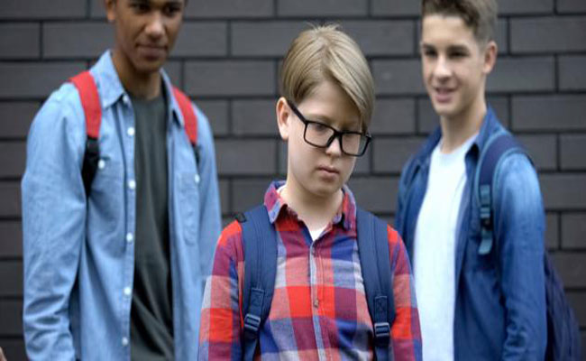 ما هي تبعات عدم رضا المراهق عن مظهره؟