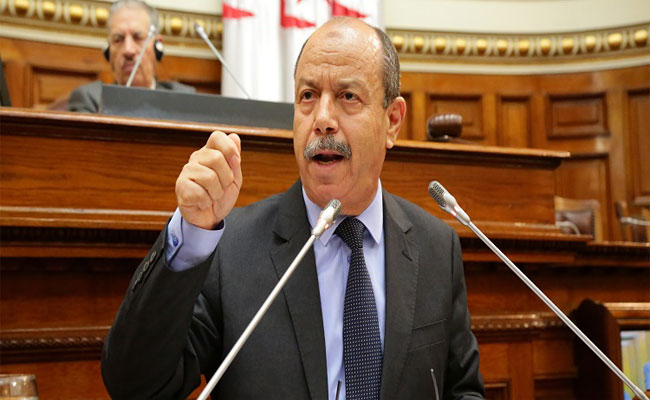 زغماتي : “الصفقات العمومية واحدة من الثغرات الكبرى التي استفحل من خلالها الفساد”