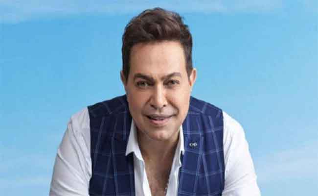 ب” الليلة عيد”…حكيم يحتفل مبكرا مع جمهوره بعيد الفطر